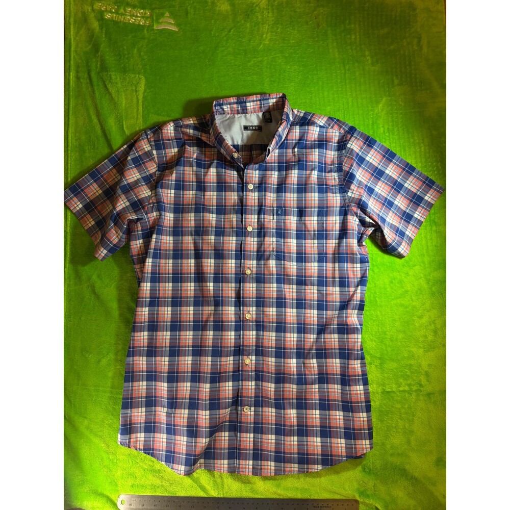 Izod Plaid Short Sleeve Button-Up Shirt Size M